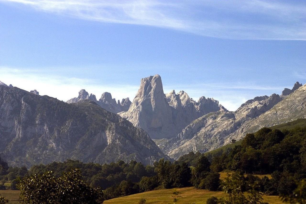 Albergue La Casona Del Peregrino Llanes Εξωτερικό φωτογραφία